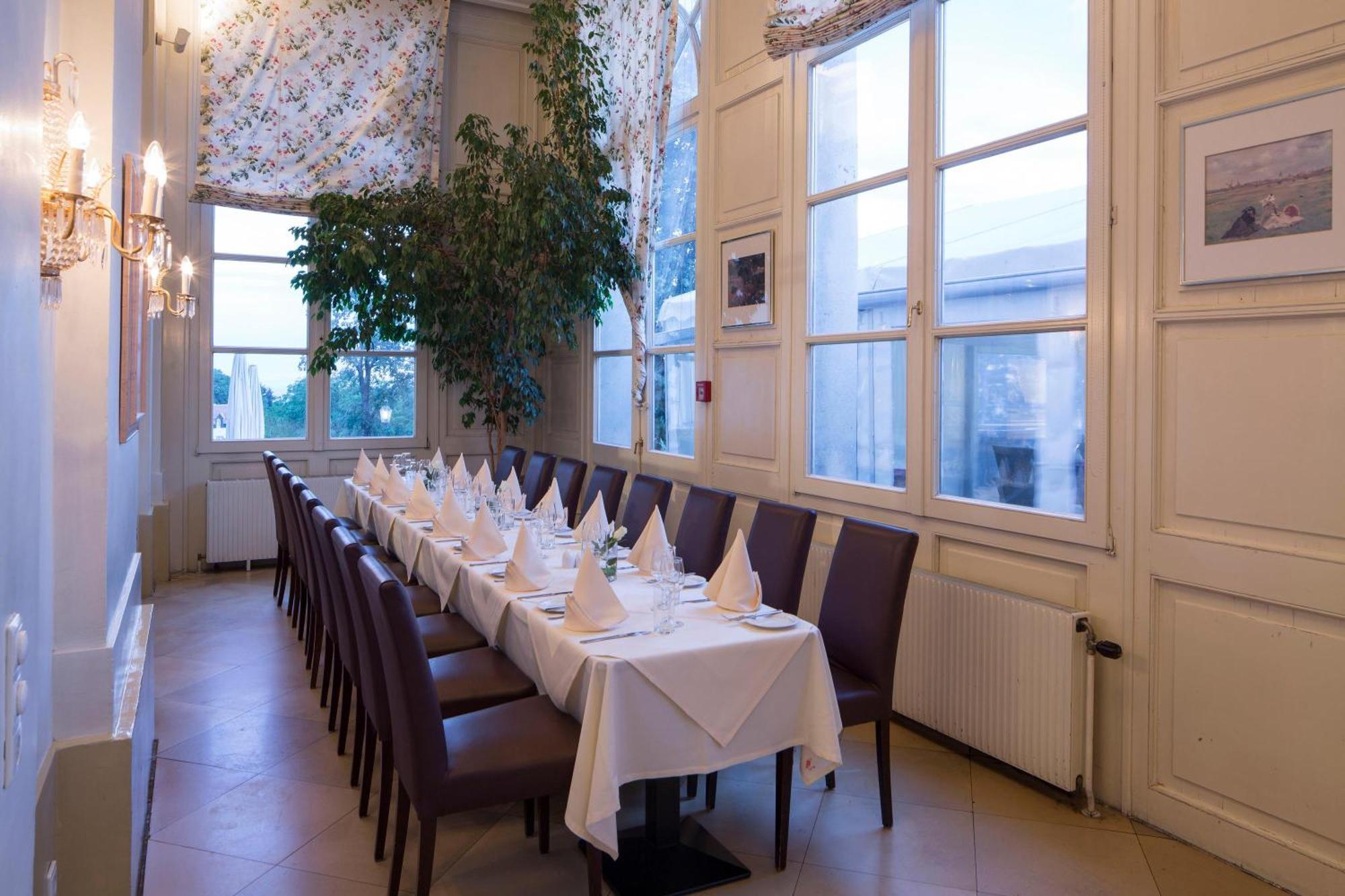 Hotel Austria Trend Schloss Wilhelminenberg Wien