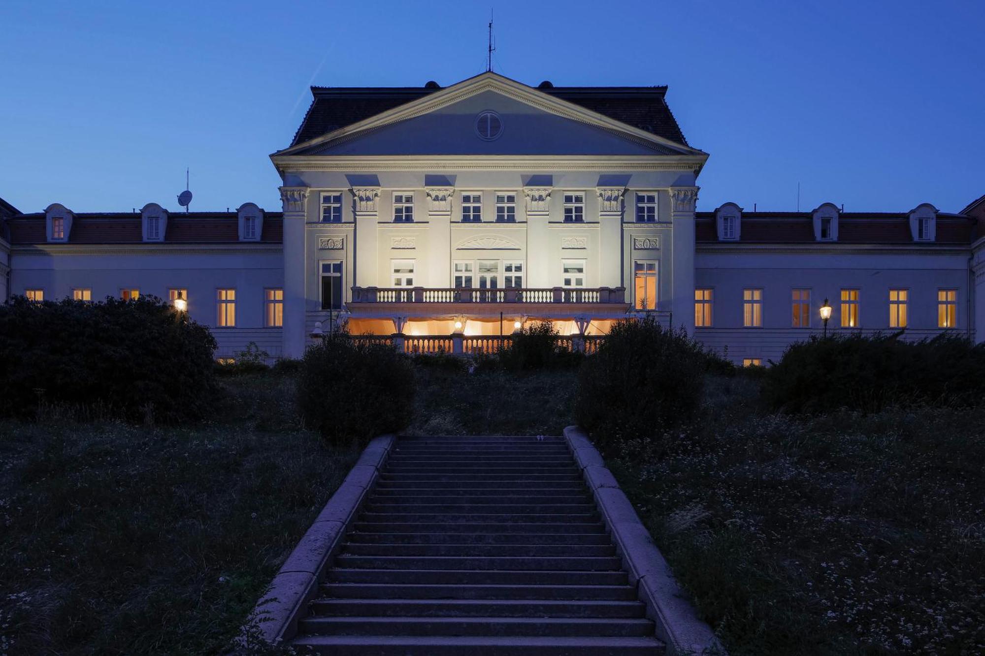 Austria Trend Schloss Wilhelminenberg Hotel Wien
