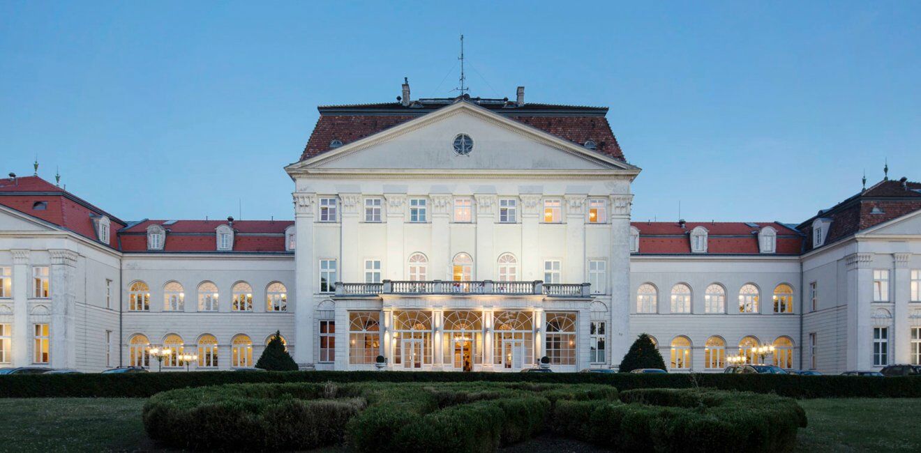 Austria Trend Schloss Wilhelminenberg Wien